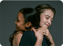 Chicas durante una sesión con nuestro psicólogos profesionales