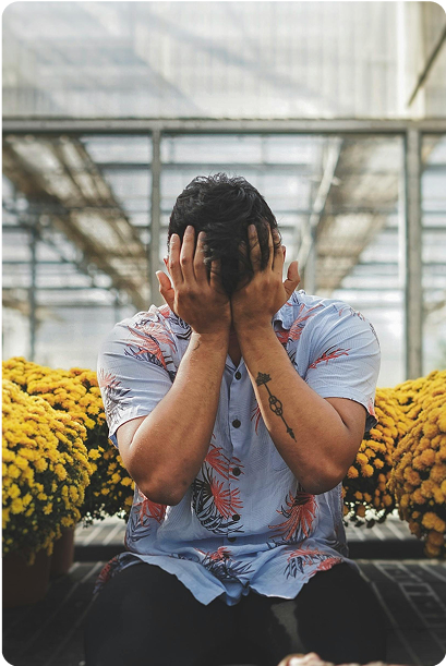 Hombre con problemas de timidez