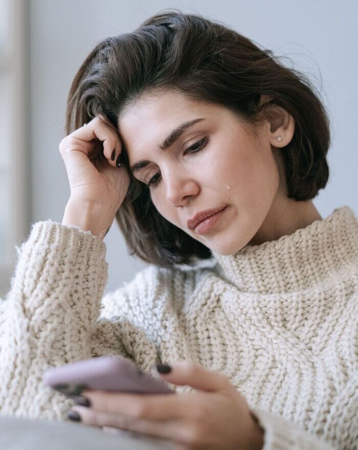 Mujer en tratamiento de ansiedad o depresión